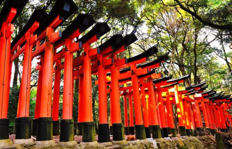 Japan-Kyoto-Fushimi-Inari-Taisha-Shrine